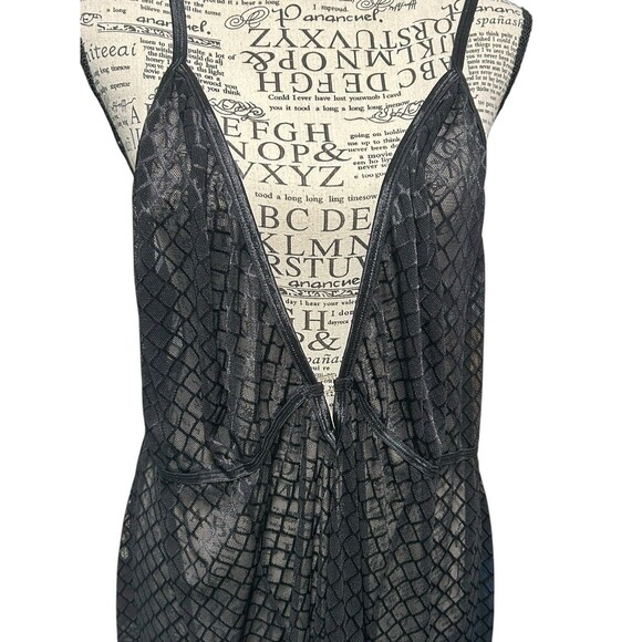 Avenue Body 22/24 Black V Neck Sleevless Nightgown Sheer Whimsigoth Dark Fairy - Picture 3 of 8